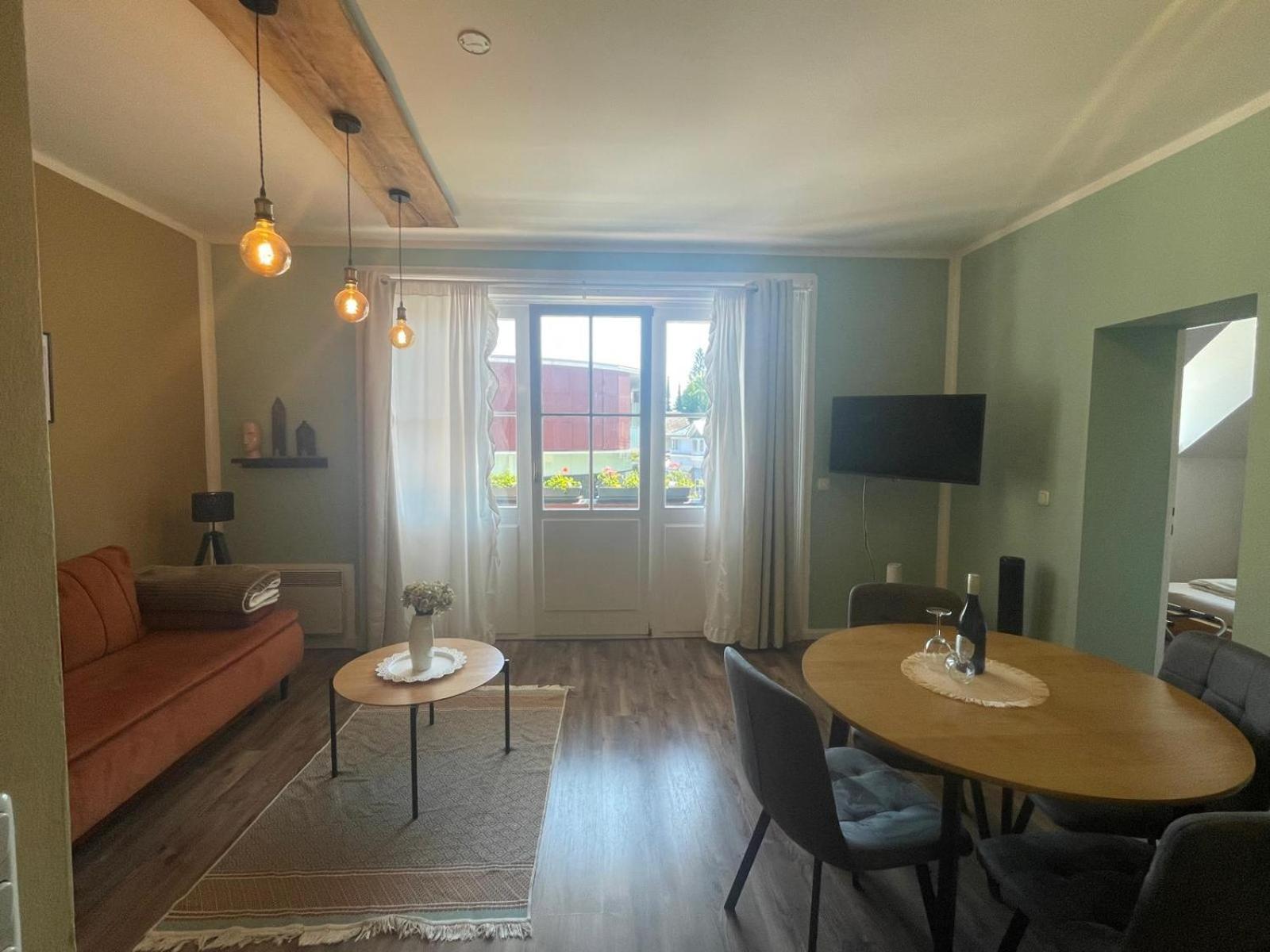 Bullsliving Seeapartment 3 Am Corso Velden am Woerthersee Exterior photo